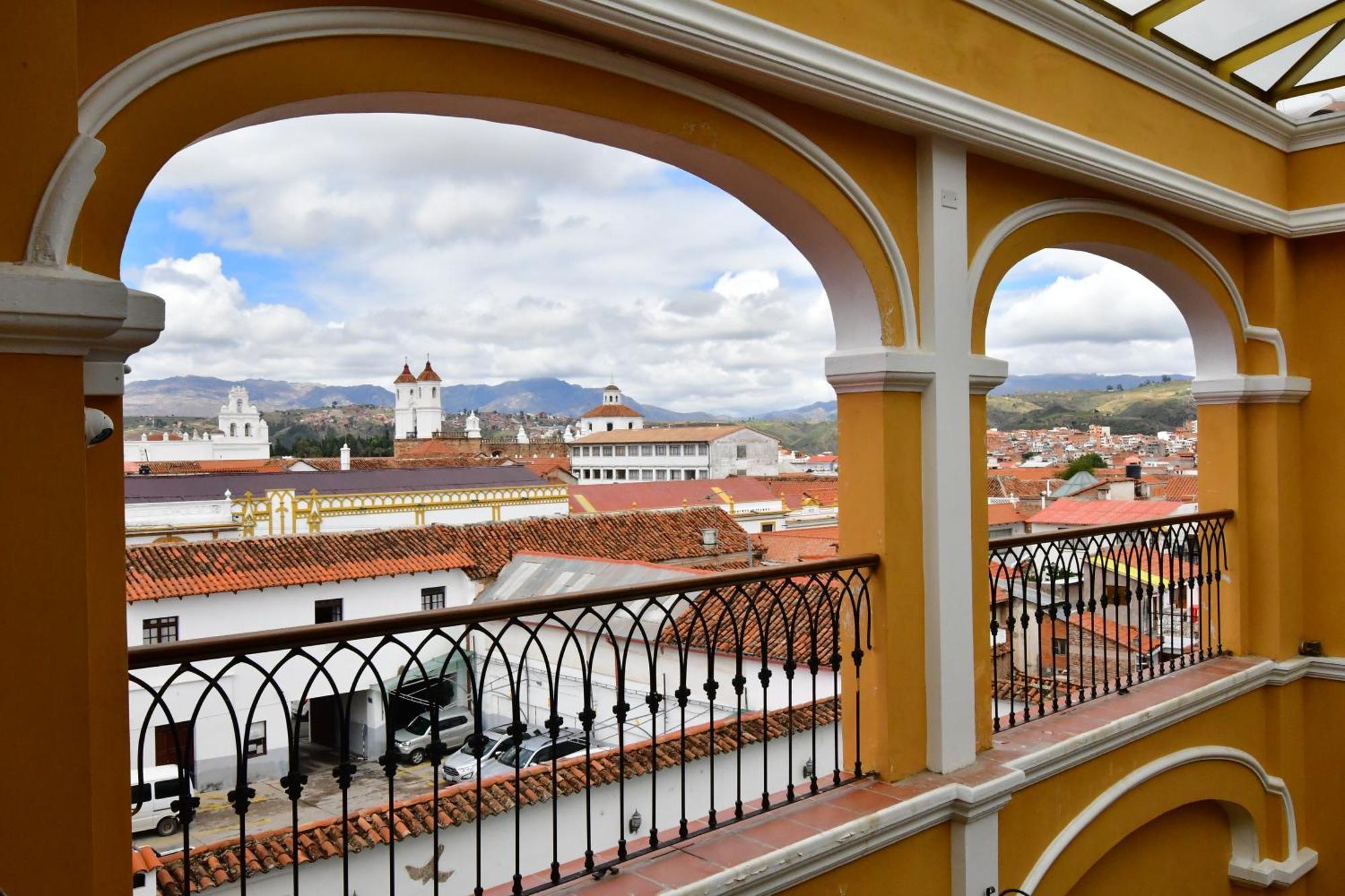 Parador Santa Maria La Real Sucre Buitenkant foto
